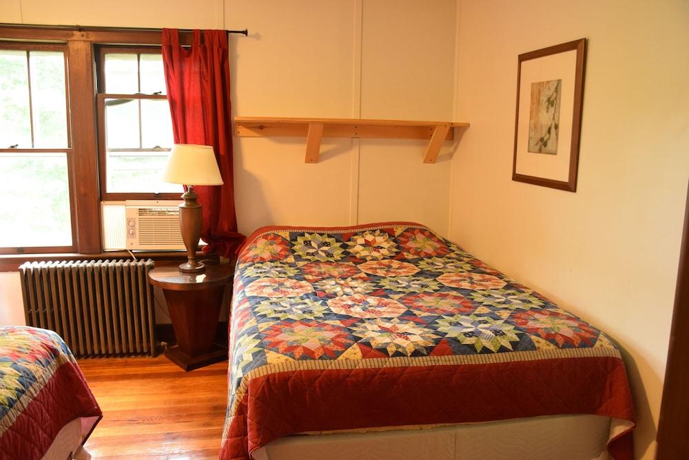 The Baseball Hotel photo 42