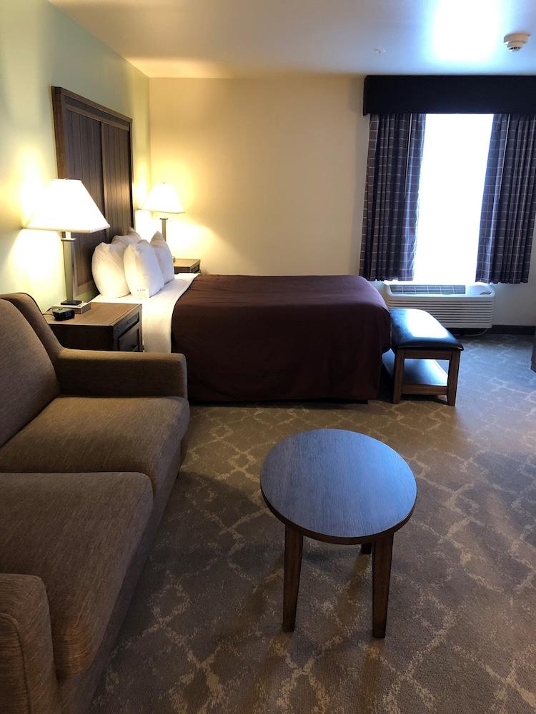 Aviator Suites Hotel Juneau Airport — hotel in Juneau