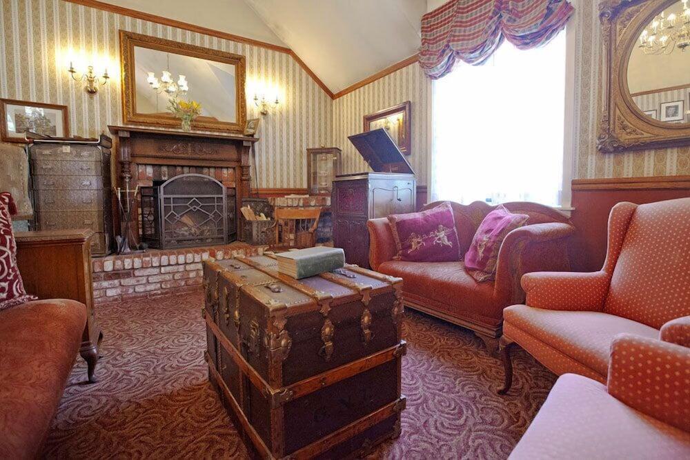 Hill House Inn photo 26
