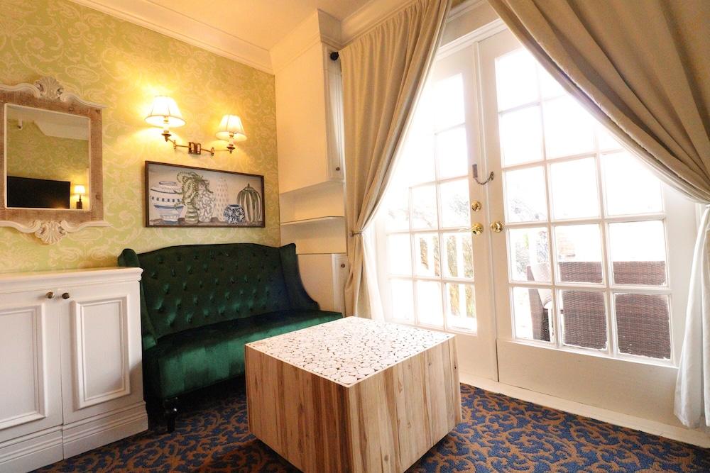 The Riverview Hotel photo 45