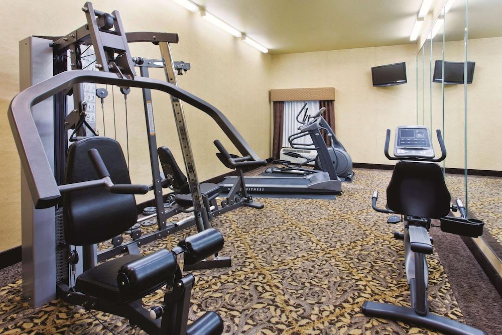 La Quinta Inn and Suites by Wyndham Schertz-San Antonio-Selma photo 18