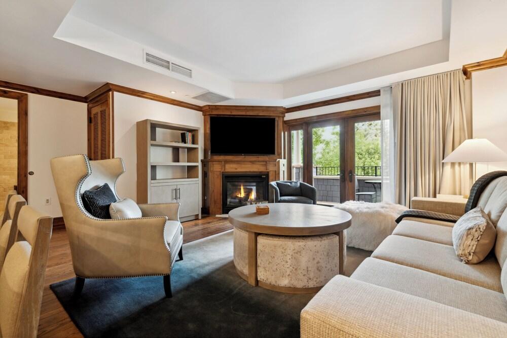The Aspen Mountain Residences photo 10