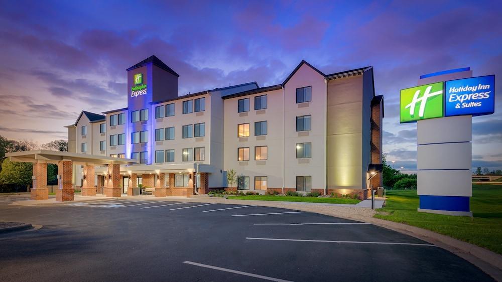 Holiday Inn Express Minneapolis/Coon Rapids/Blaine by IHG — hotel in Coon Rapids
