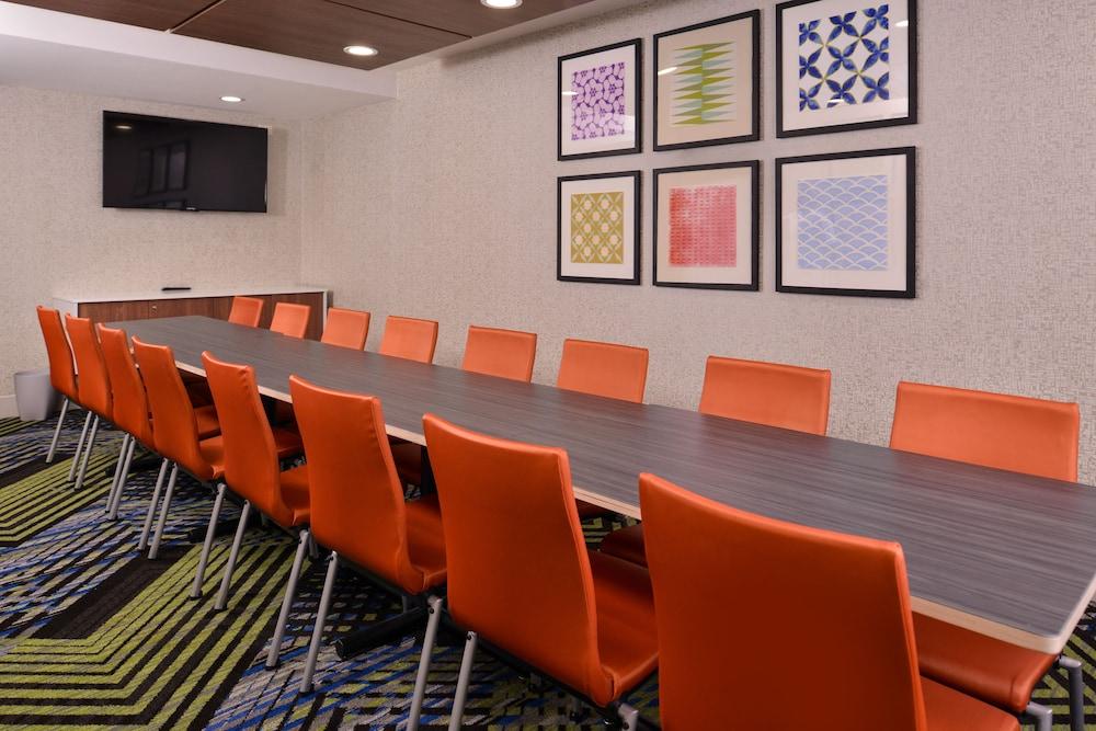 Holiday Inn Express Hotel & Suites Mesquite by IHG photo 42