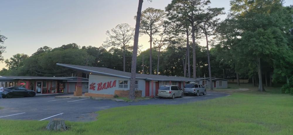 Bama Motel Mobile I-65 & US-90 photo 16