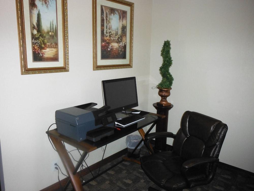 City Center Motel photo 26