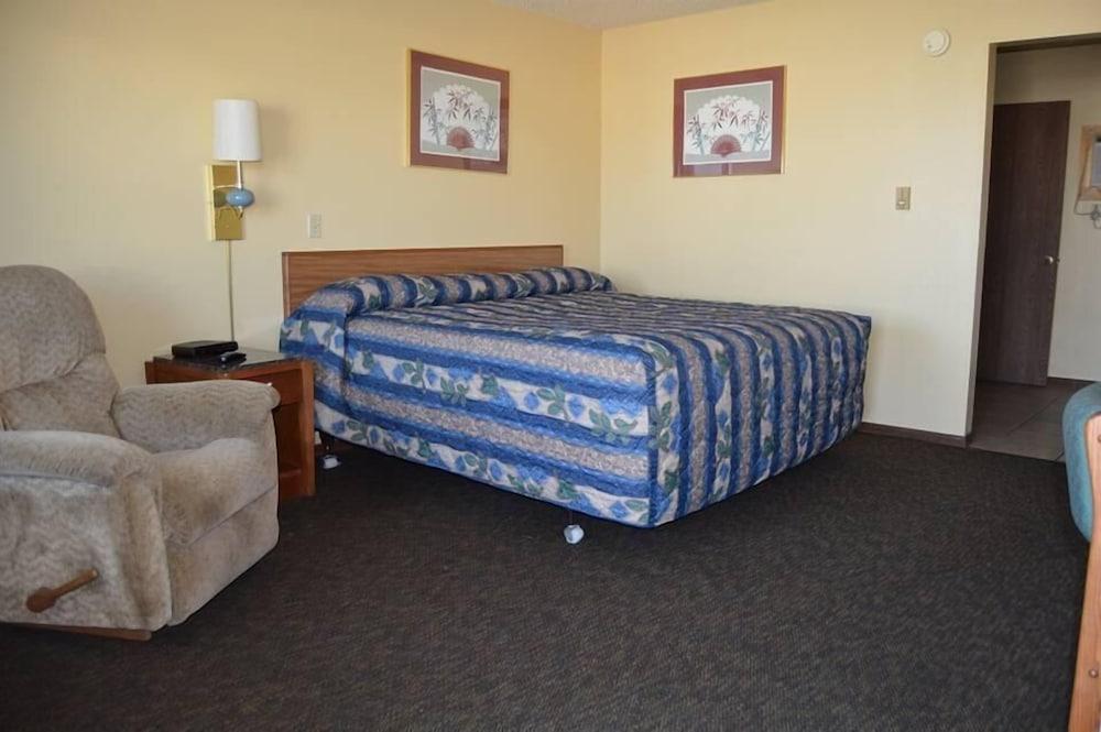 MIDWAY MOTEL photo 6