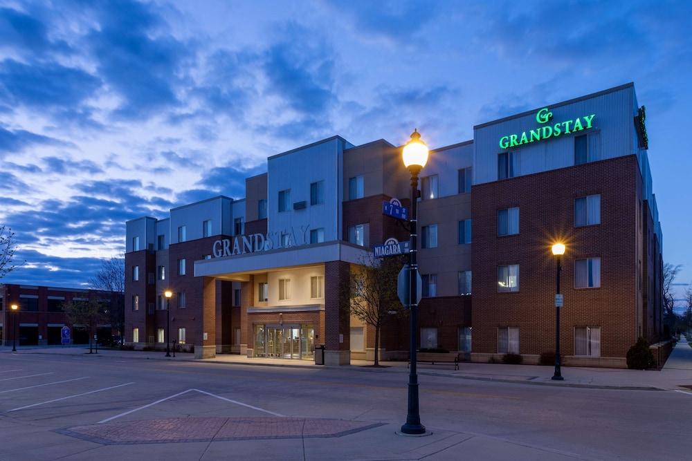 Grandstay Residential Suites Hotel - Sheboygan photo 15