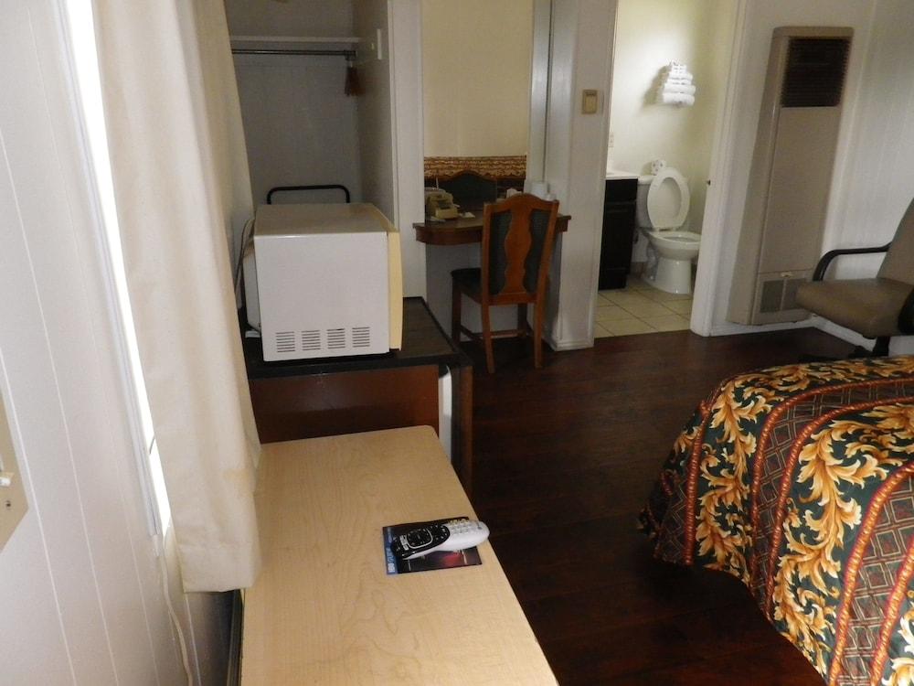 San Marcos Motel photo 10