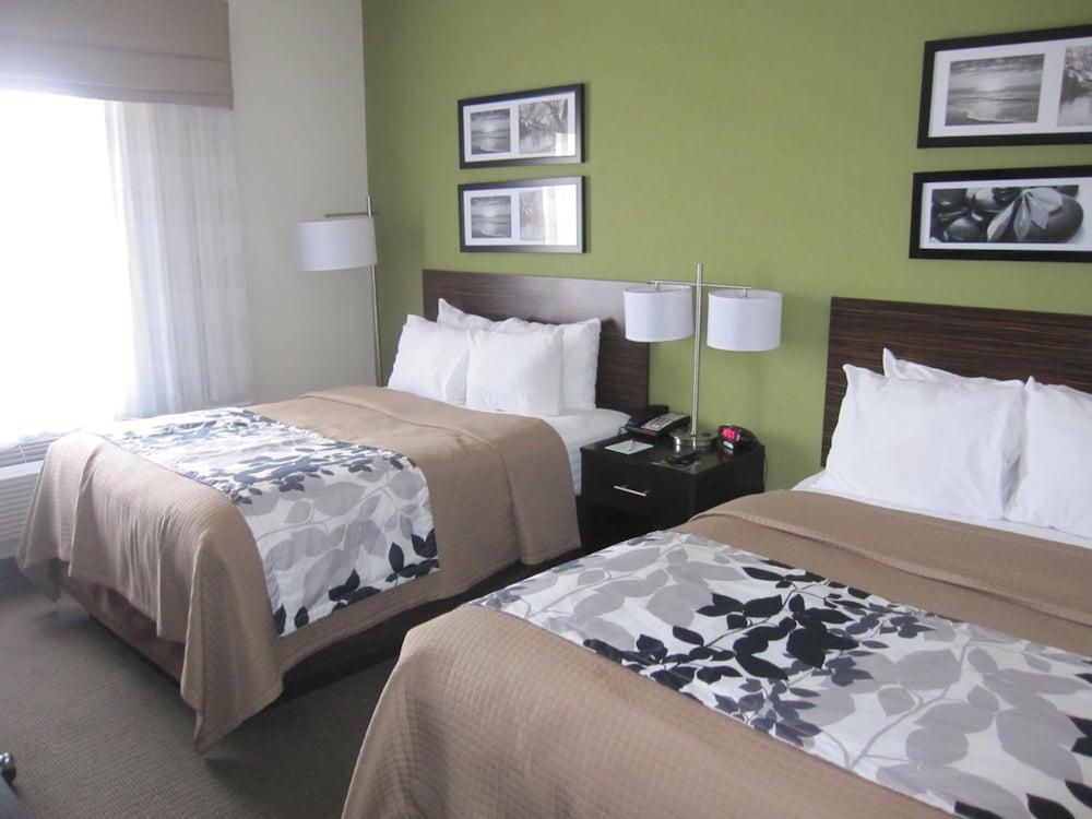 Cresthaven Inn JFK photo 53