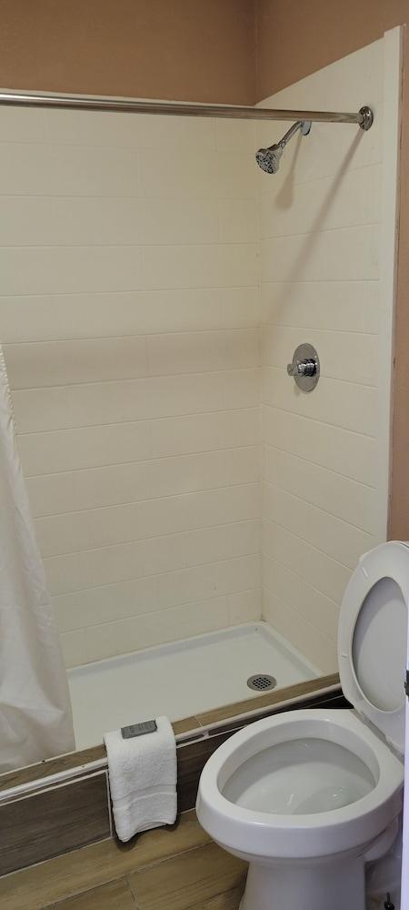 Western Inn photo 13