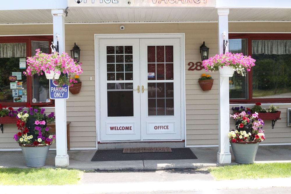 Cozy Corner Motel photo 66