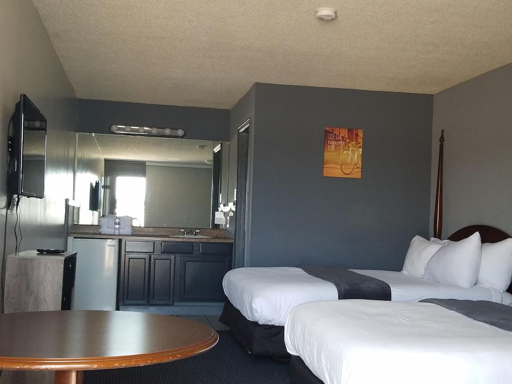 Ramada by Wyndham New Orleans photo 27