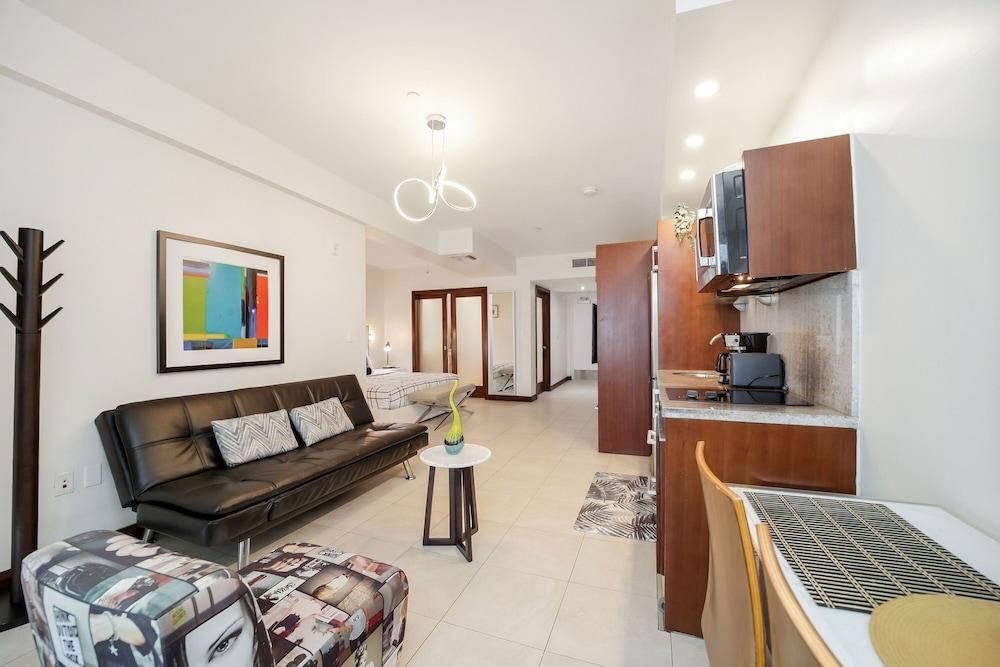 Strand Ocean Drive Suites photo 49