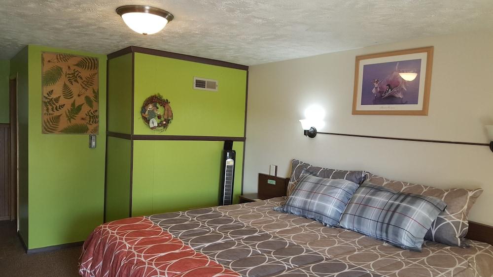 In Town Inn photo 12