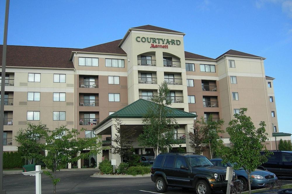 Courtyard by Marriott Erie photo 34
