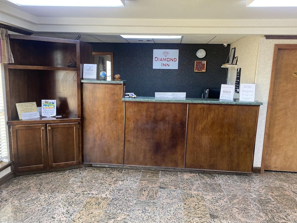 Diamond Inn photo 2