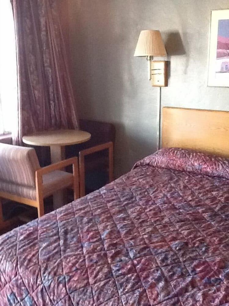 Snowy River Inn photo 27