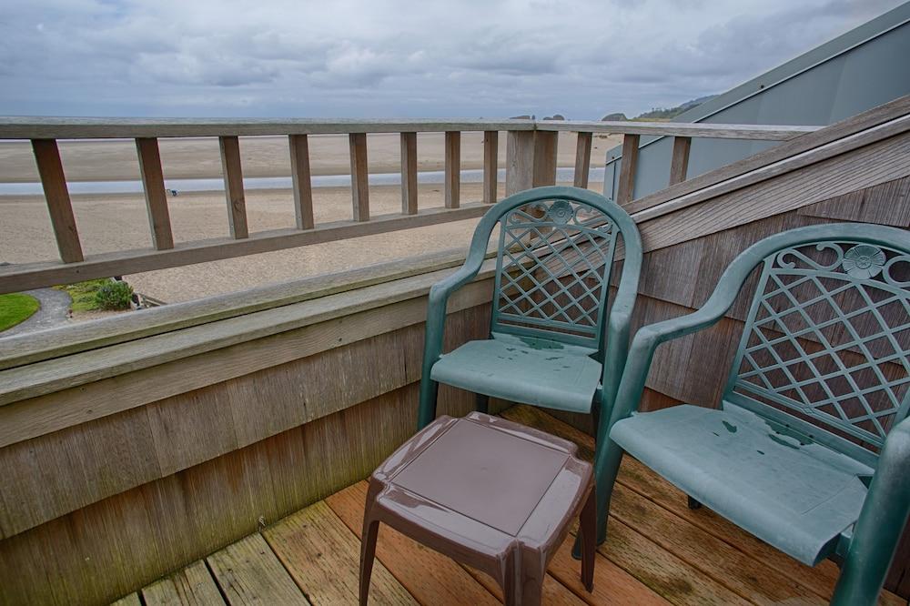 The Waves/The Argonauta Inn/The White Heron Lodge photo 4