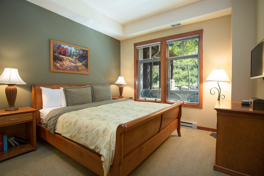 Solitude Condominiums photo 17