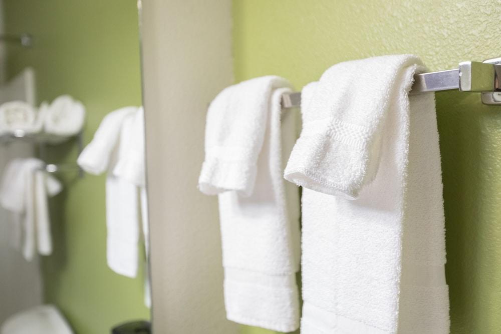 Sleep Inn & Suites Pleasant Hill - Des Moines photo 68