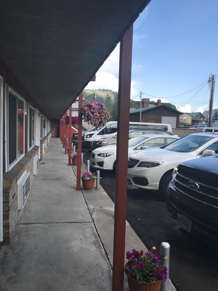 Four Winds Motel photo 20
