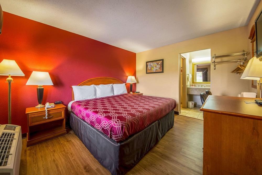 Econo Lodge Mount Laurel - Philadelphia East photo 6