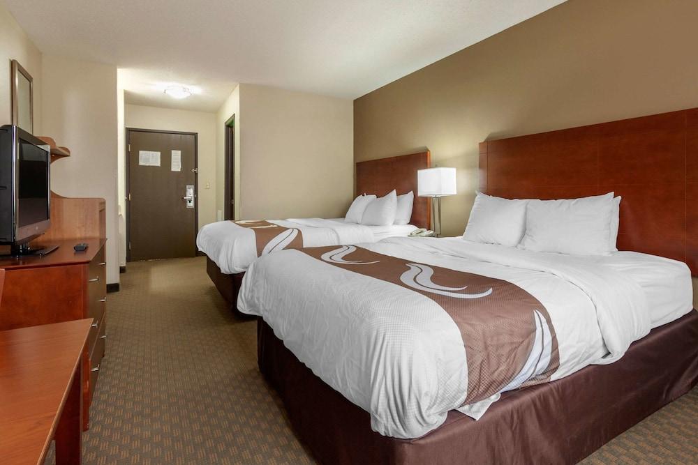 Quality Inn Hays I-70 photo 18