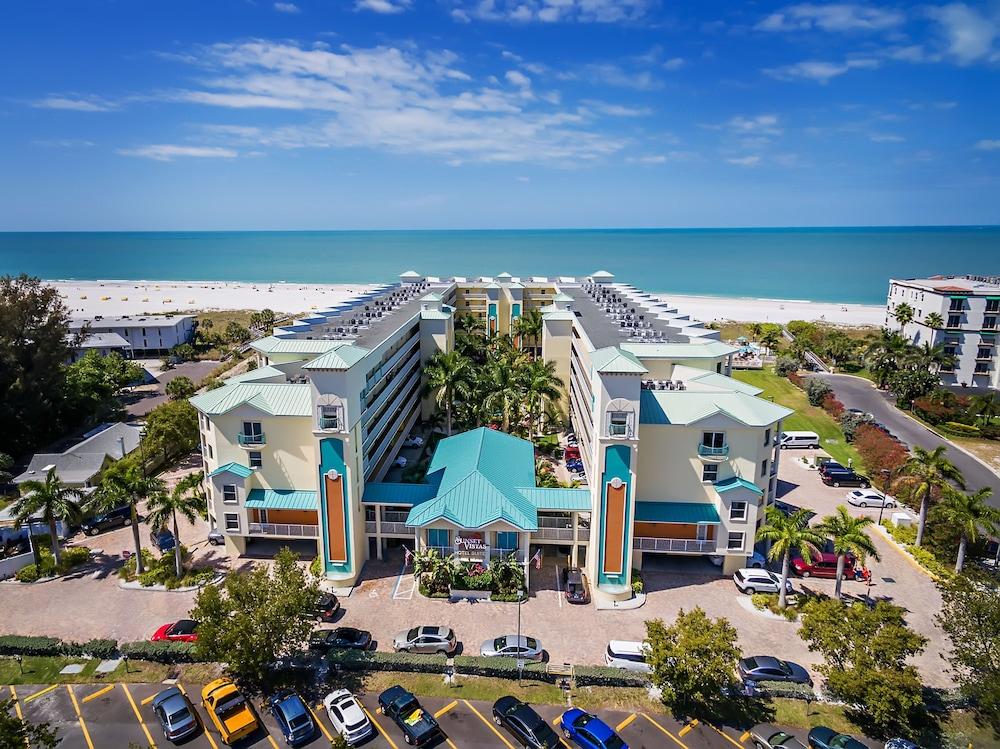 Sunset Vistas Two Bedroom Beachfront Suites photo 29