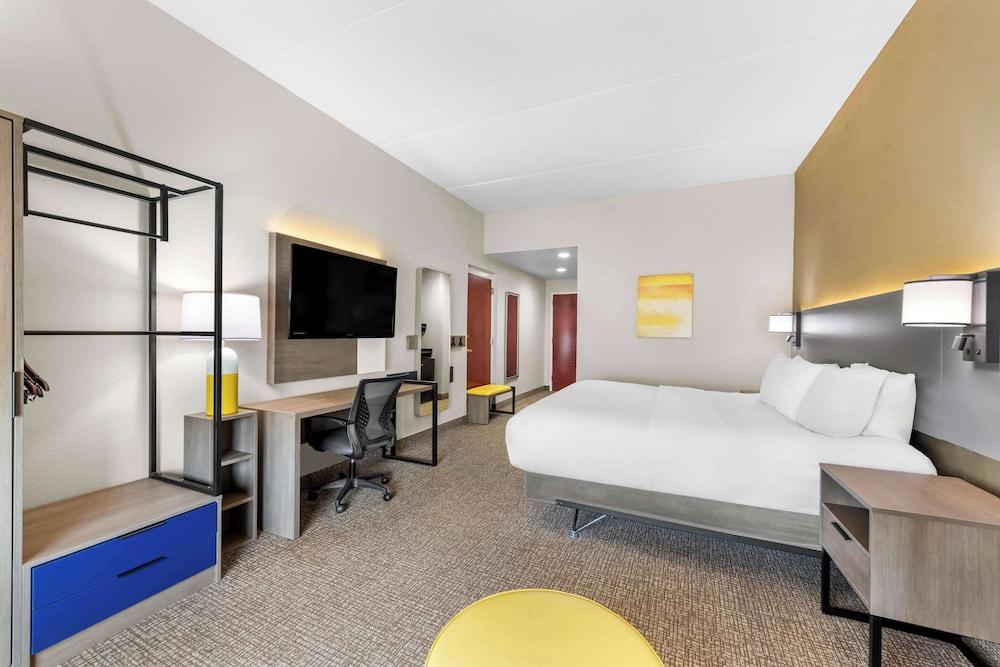 Comfort Inn Harriman photo 30