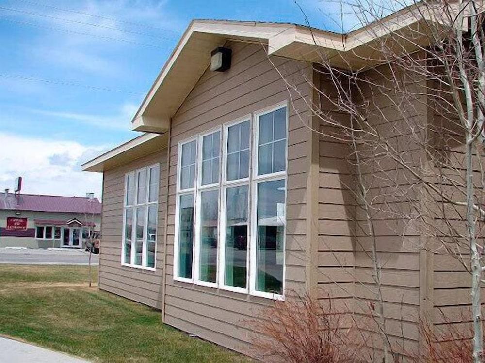Quality Inn & Suites Pinedale — hotel in Pinedale