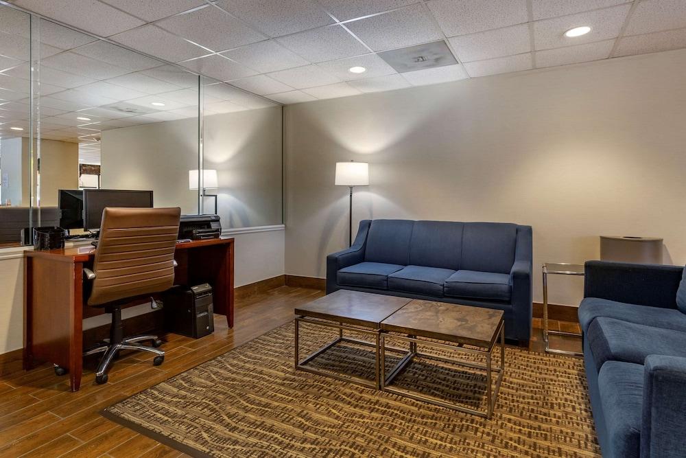 Comfort Inn Laurinburg photo 2