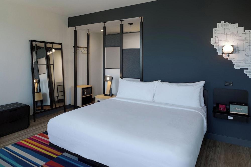 Aloft Columbus University District photo 3