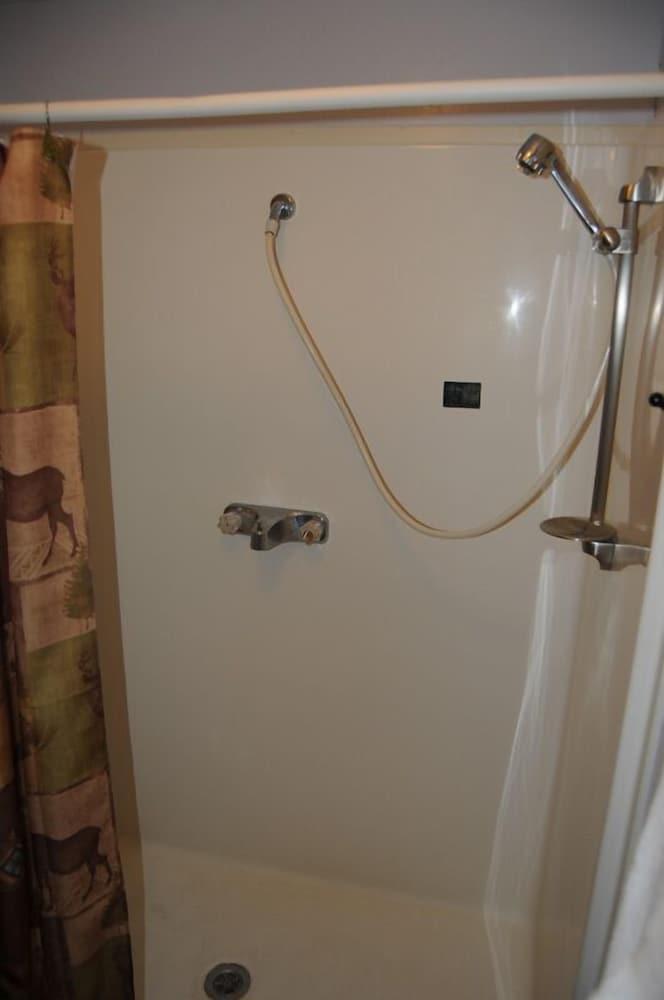 Yellowstone Motel - Adults Only photo 43