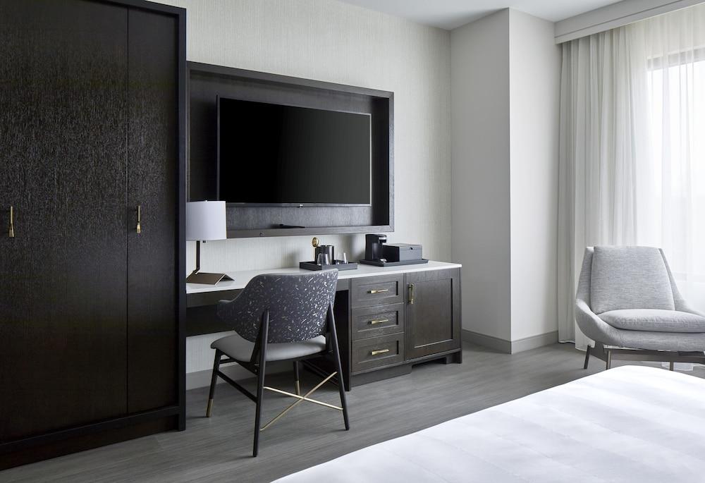 UNC Charlotte Marriott Hotel & Conference Center photo 16