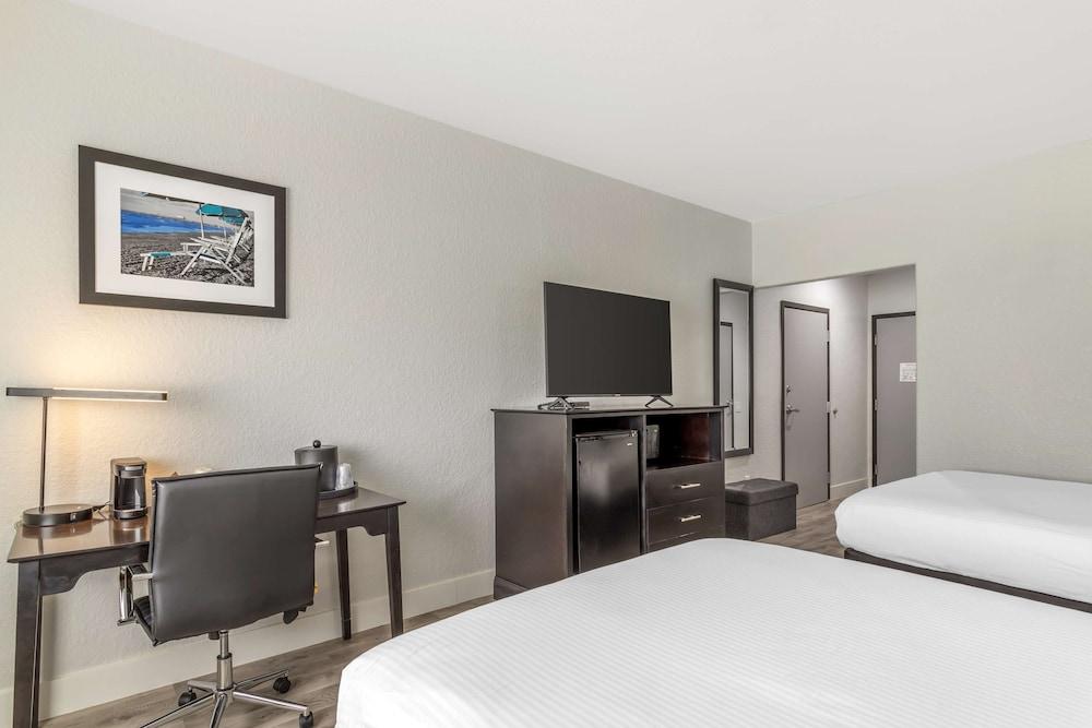 Best Western Texas City I-45 photo 12