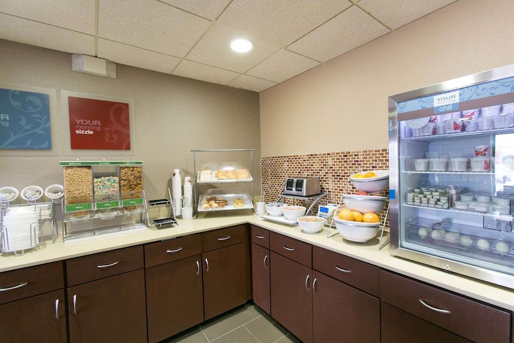 Comfort Suites Austin NW Lakeline photo 13