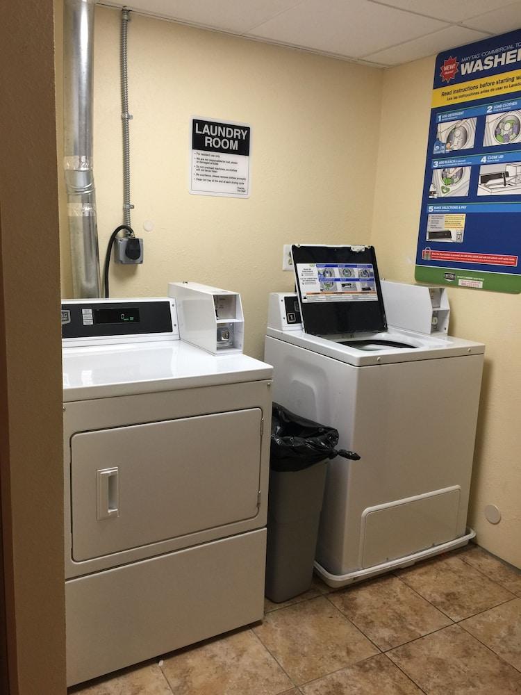 Baymont by Wyndham Westampton photo 23