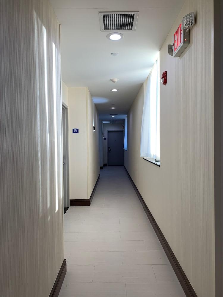 Voyage Hotel photo 24