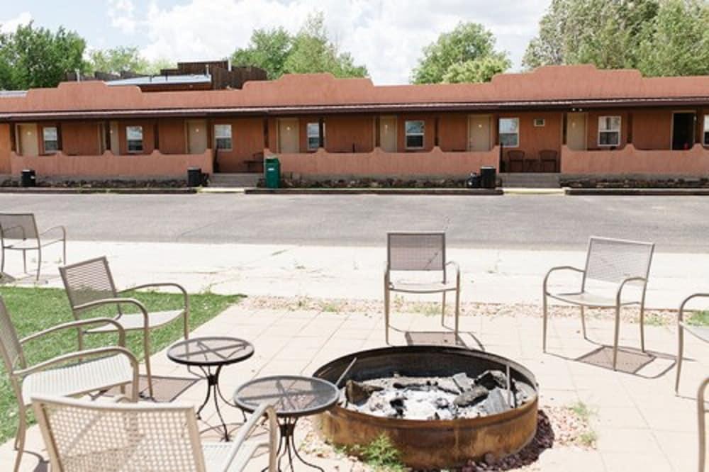 Circle of Destination Motel photo 58
