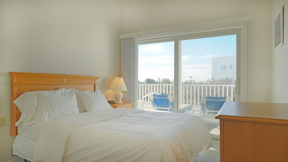 Sea Crest Resort photo 96