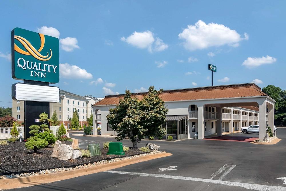 Quality Inn McDonough Atlanta South photo 1
