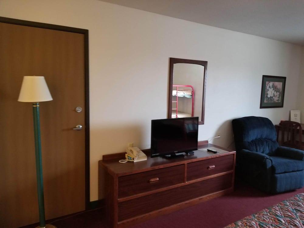 Bilmar Inn & Suites by Hotel O Hwy 77 photo 35