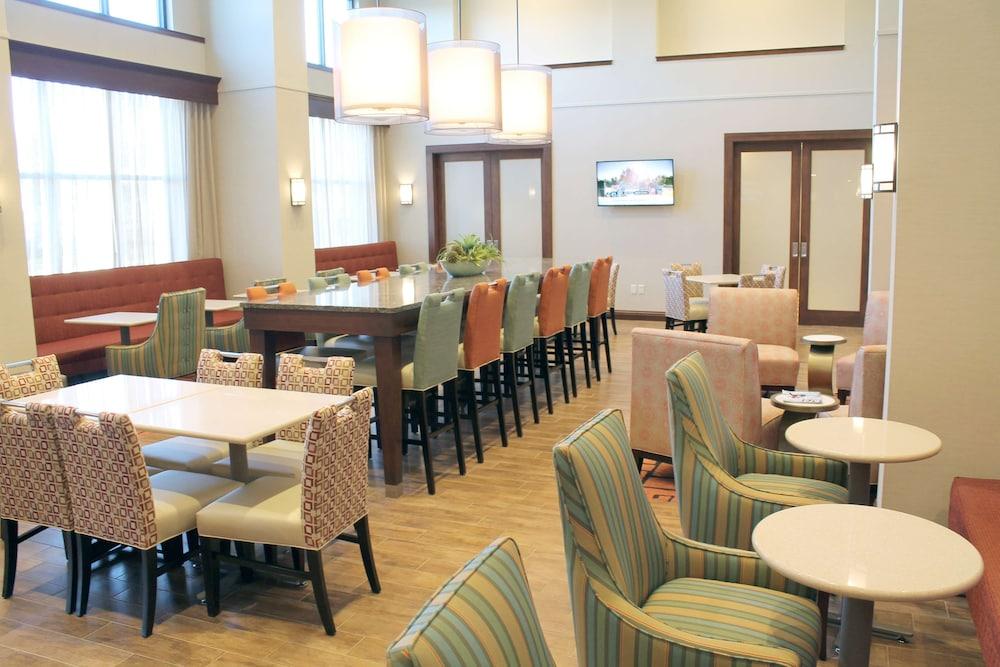 Hampton Inn Cape Girardeau I 55 East photo 65