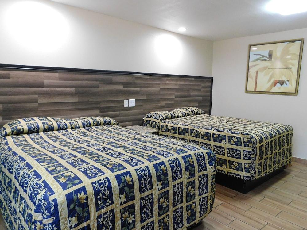 Hillcrest Motel photo 6
