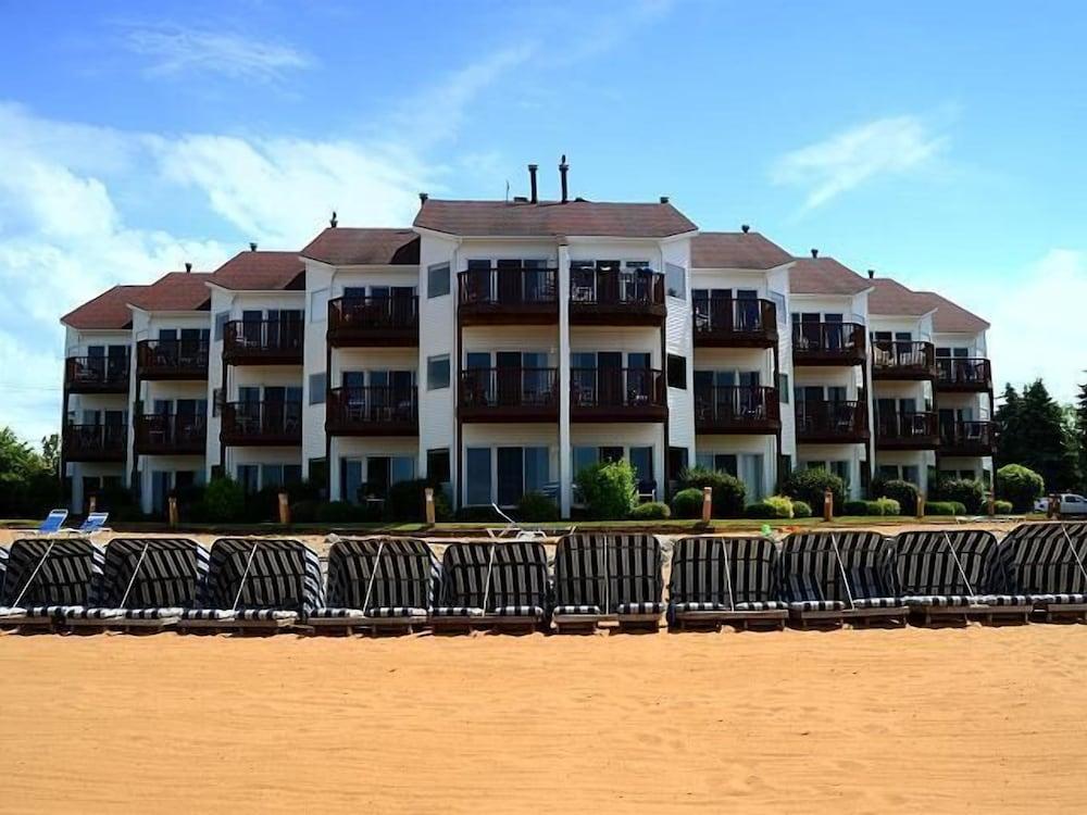 Beach Condominium Hotel photo 1