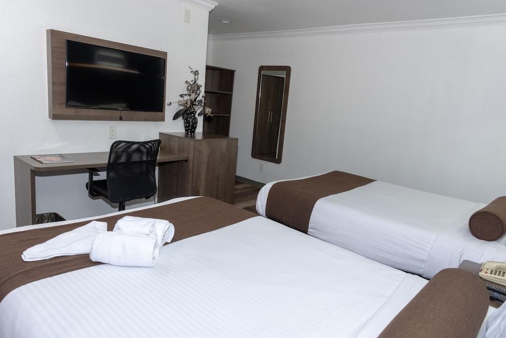 Value Inn Bellflower photo 17