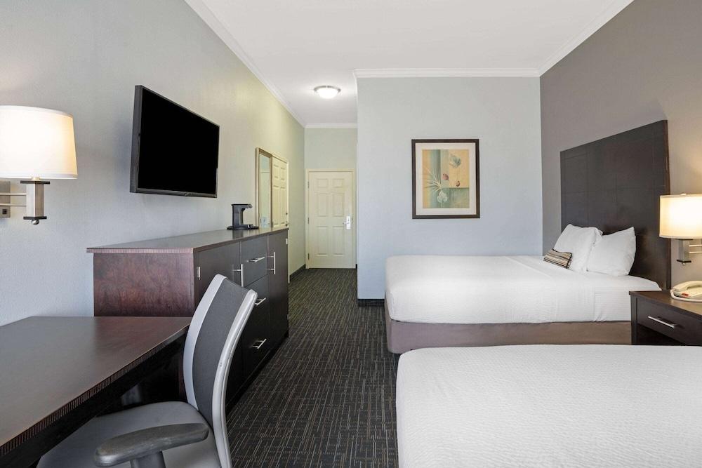 Sonesta Essential Houston Westchase photo 4