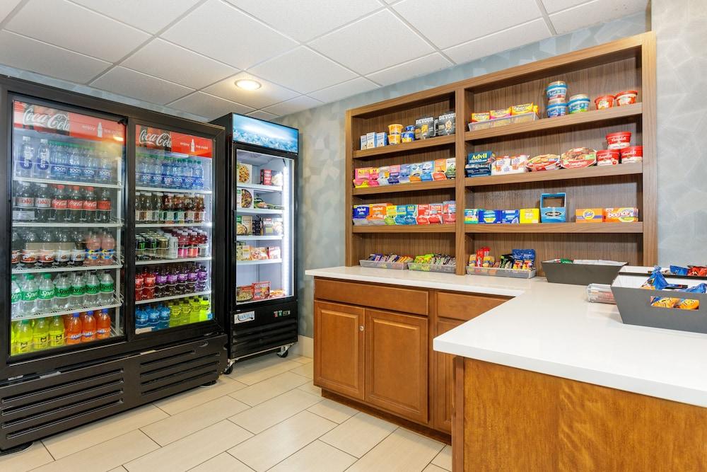 Holiday Inn Express Hotel & Suites Jacksonville South I-295 by IHG photo 51