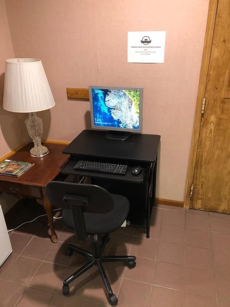 Denison Inn & Suites photo 55